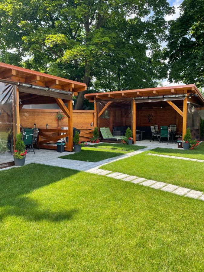 Villa Garden Apartments Poprad Esterno foto