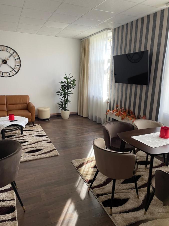 Villa Garden Apartments Poprad Esterno foto