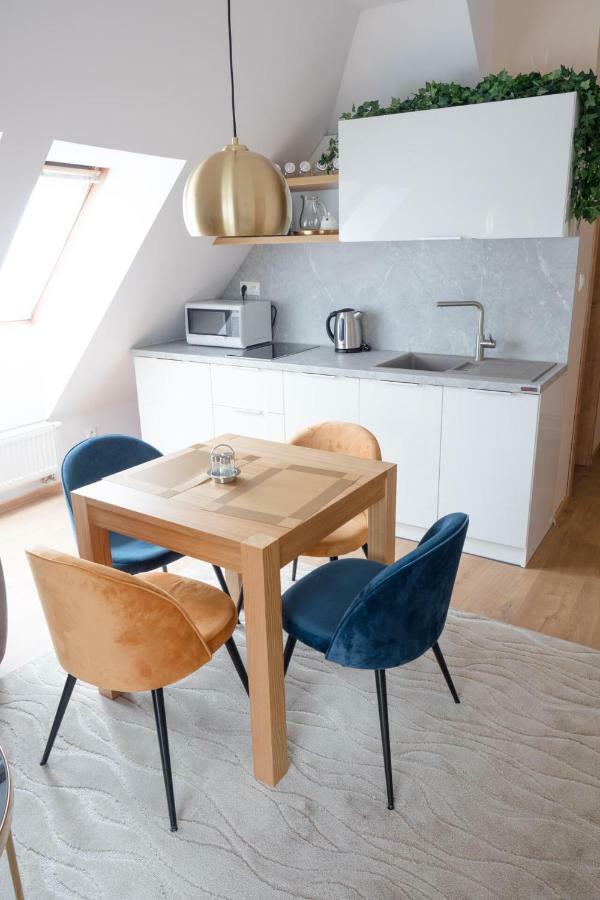 Villa Garden Apartments Poprad Esterno foto