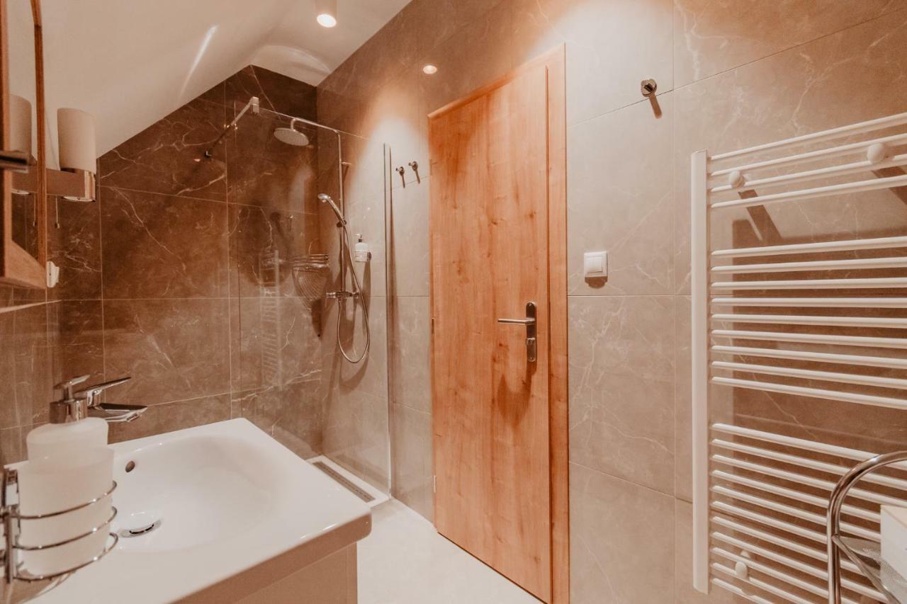 Villa Garden Apartments Poprad Esterno foto