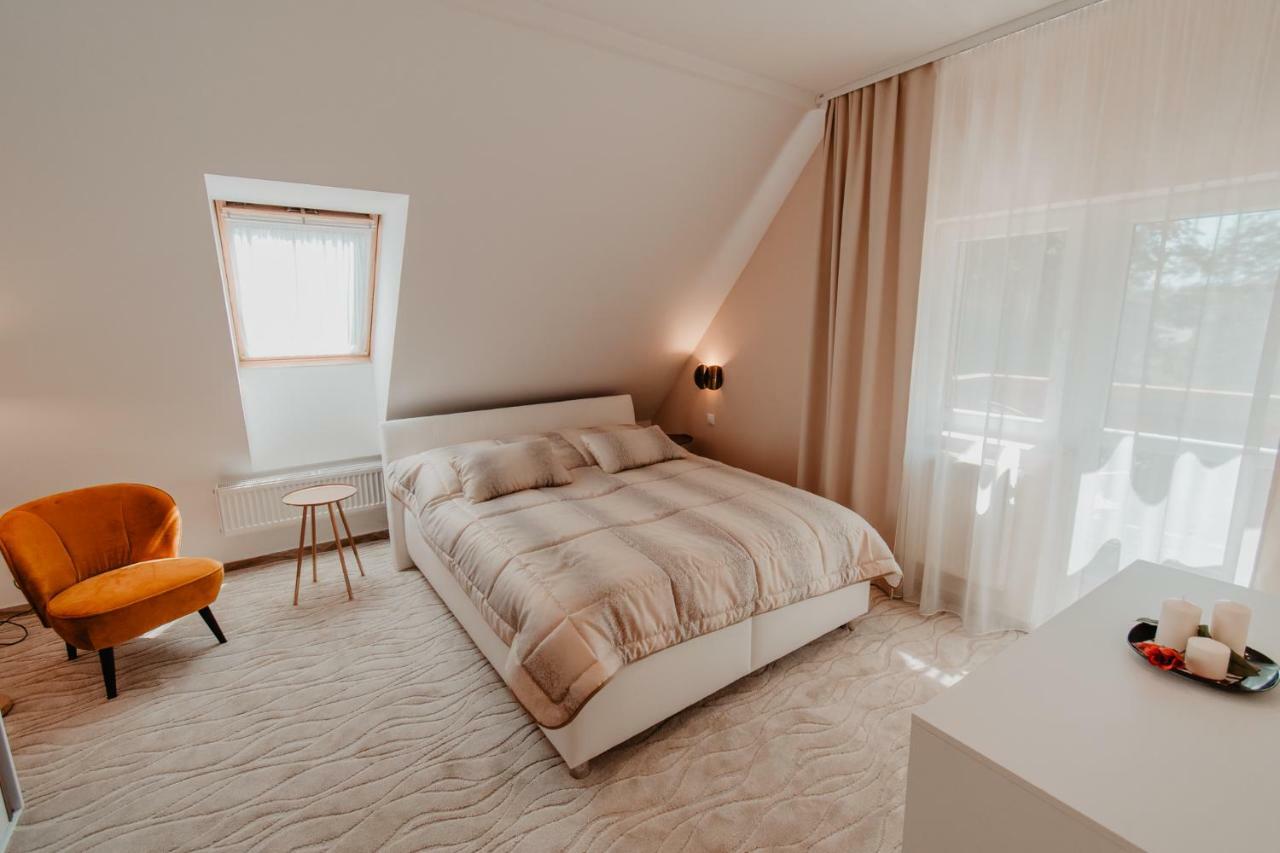 Villa Garden Apartments Poprad Esterno foto