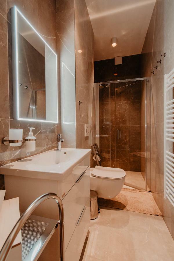 Villa Garden Apartments Poprad Esterno foto