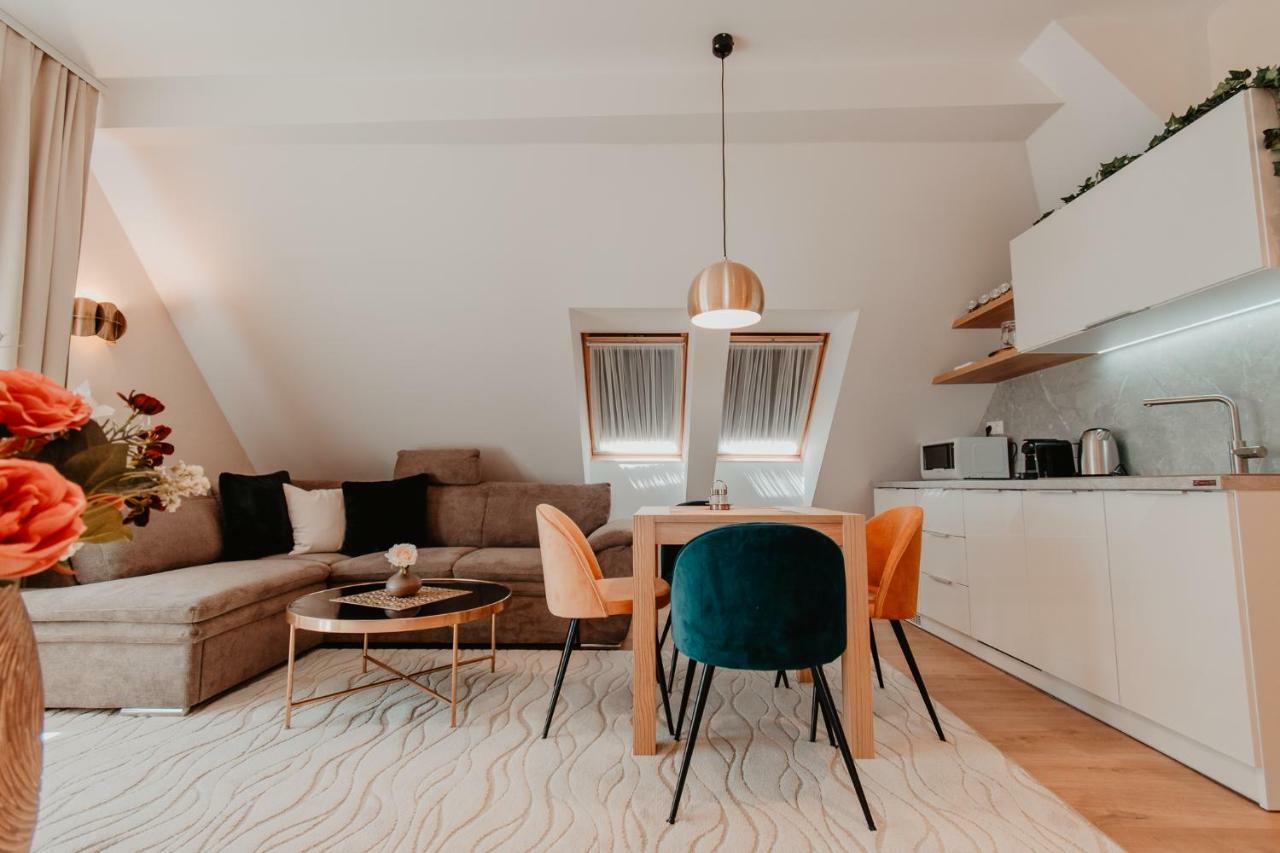 Villa Garden Apartments Poprad Esterno foto