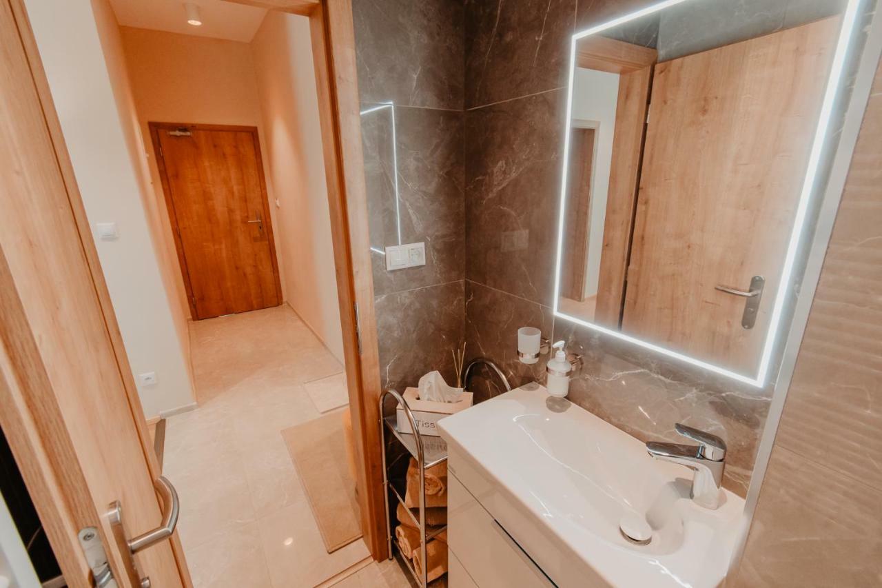 Villa Garden Apartments Poprad Esterno foto